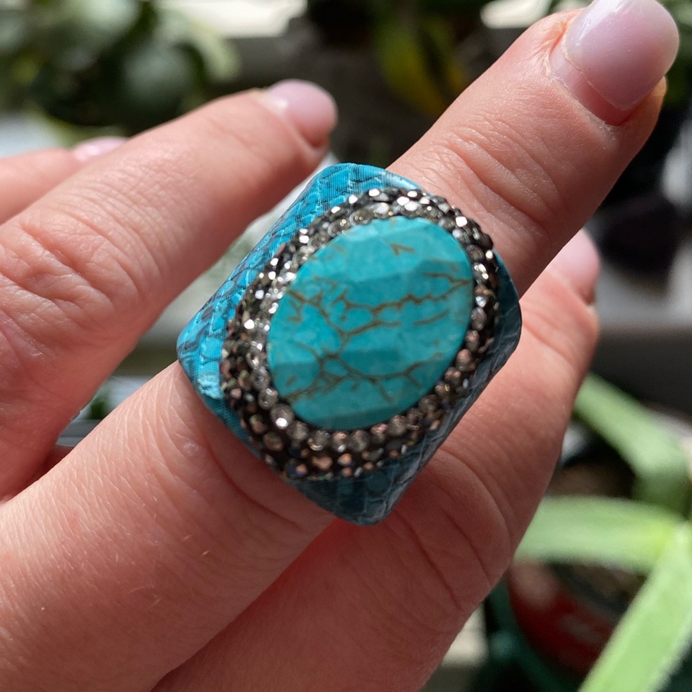 Statement ring. - Picture 2 of 3